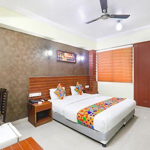 Fabhotel Royal Ville